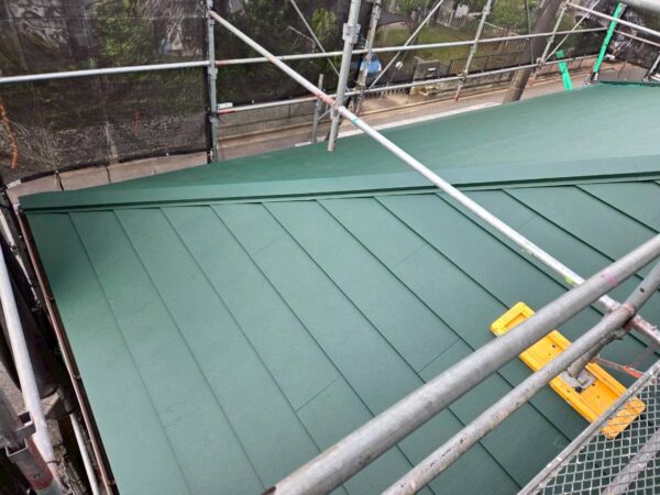 袖ヶ浦市にて雨漏り修理〈施工不良による再発・葺き替えで修理〉の施工後写真